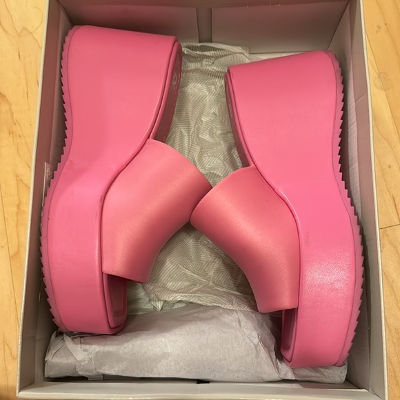 Pink wedge - Picture 9 of 9